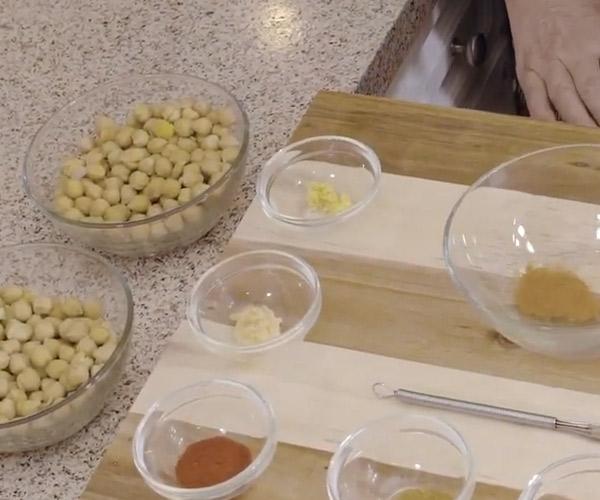 MOROCCAN-Roasted-Chickpeas-Good-Taste-Where-Style-Meets-Flavor